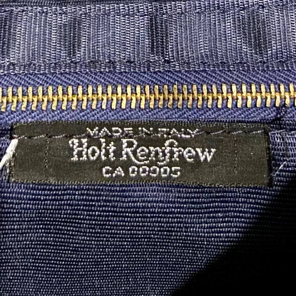 [SOLD] Vintage Holt Renfrew straw purse with waxed canvas - Picture 2 of 12